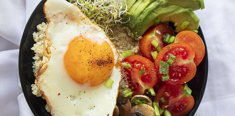 Przepis na fit śniadanie - breakfast bowl, dietetyk online